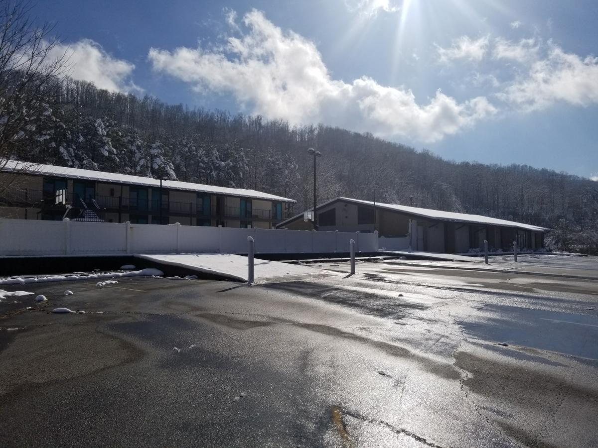 Blue Sky Inn- Complimentary Happy Hour Th-Sun, Veteran Owned, Full Breakfast, Best Green Space, 1 Mile From Blue Ridge, Fire Pit Exterior foto